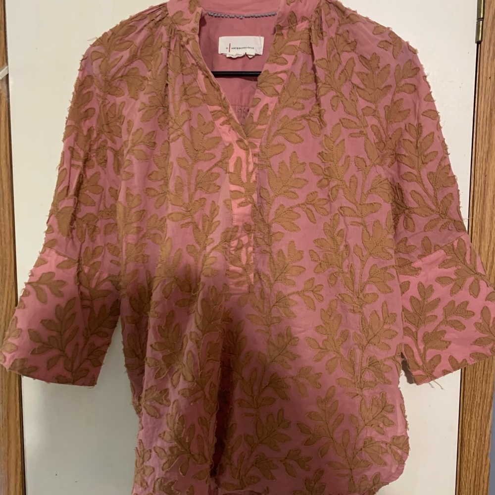 Anthropologie Floral Leaf bell sleeve vneck top size xsmall